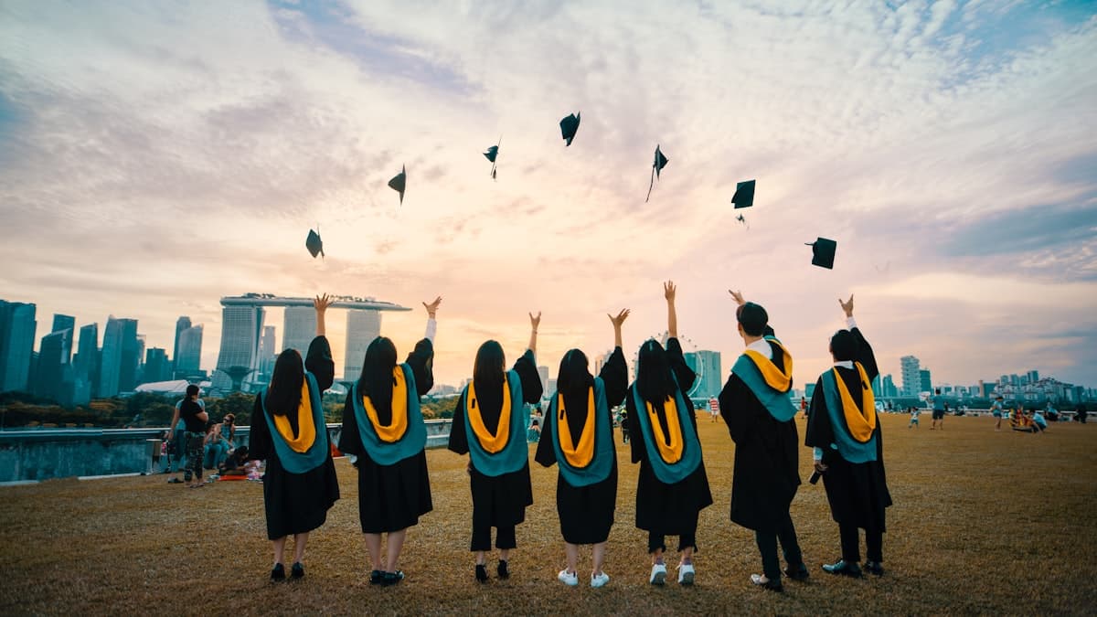Graduation ceremony - how universities can solve the campus parking problem